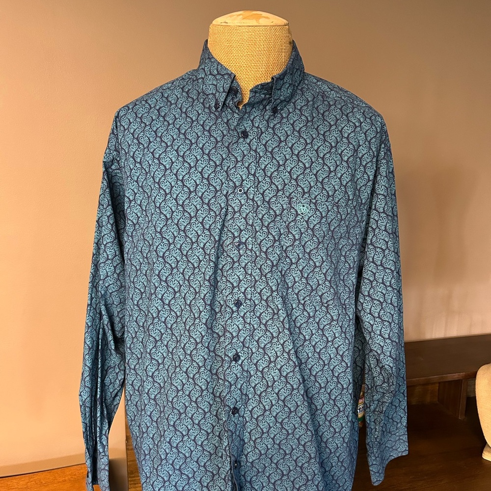 Ariat Blue Casual Button Down Shirt with Geometric Pattern